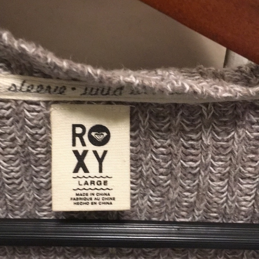Sweater - Picture 4 of 4